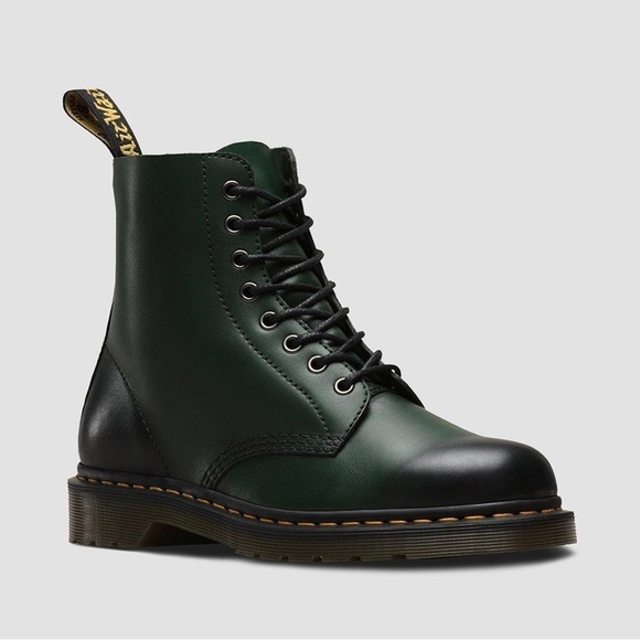Dr. Martens Shoes - Dr. Martens Boot 1460 Pascal Leather Gradient Green Antique Temperley 6 GUC